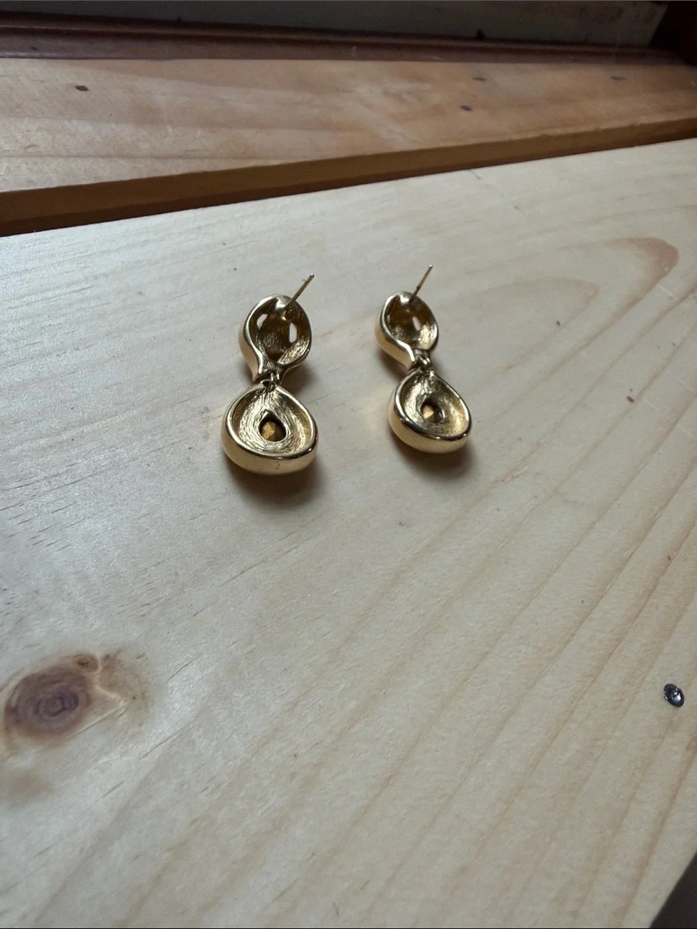 Vintage Gold Tone Dangle Post Back Earrings Amethyst Sapphire Rhinestone Halo